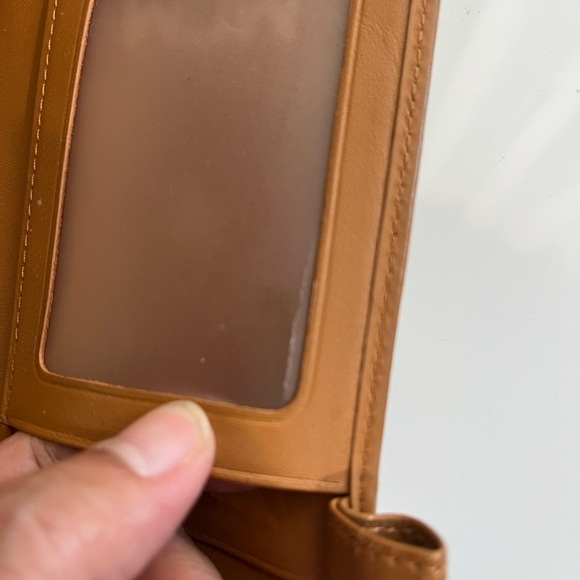 MCM COGNAC LEATHER CHECKBOOK WALLET - Picture 11 of 12